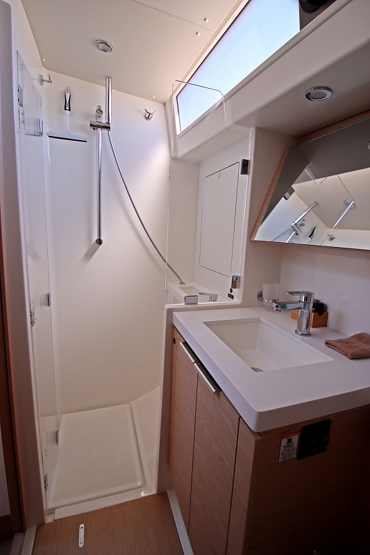 Oceanis Yacht 54 — photo 36