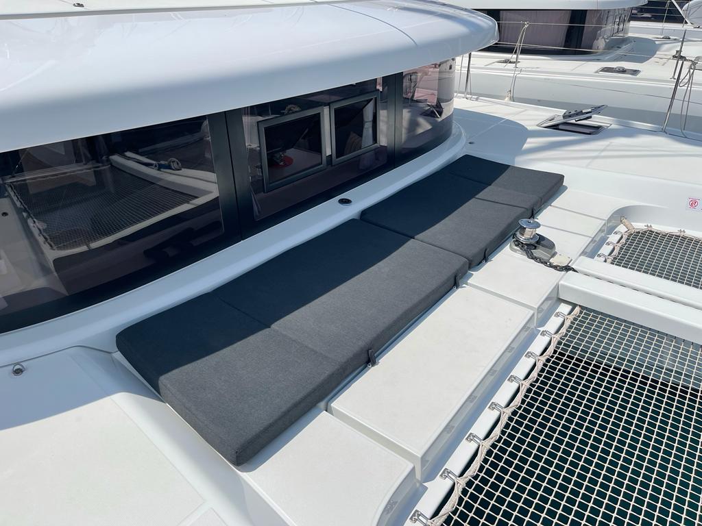 Lagoon 42 - 3 + 1 cab. — photo 25
