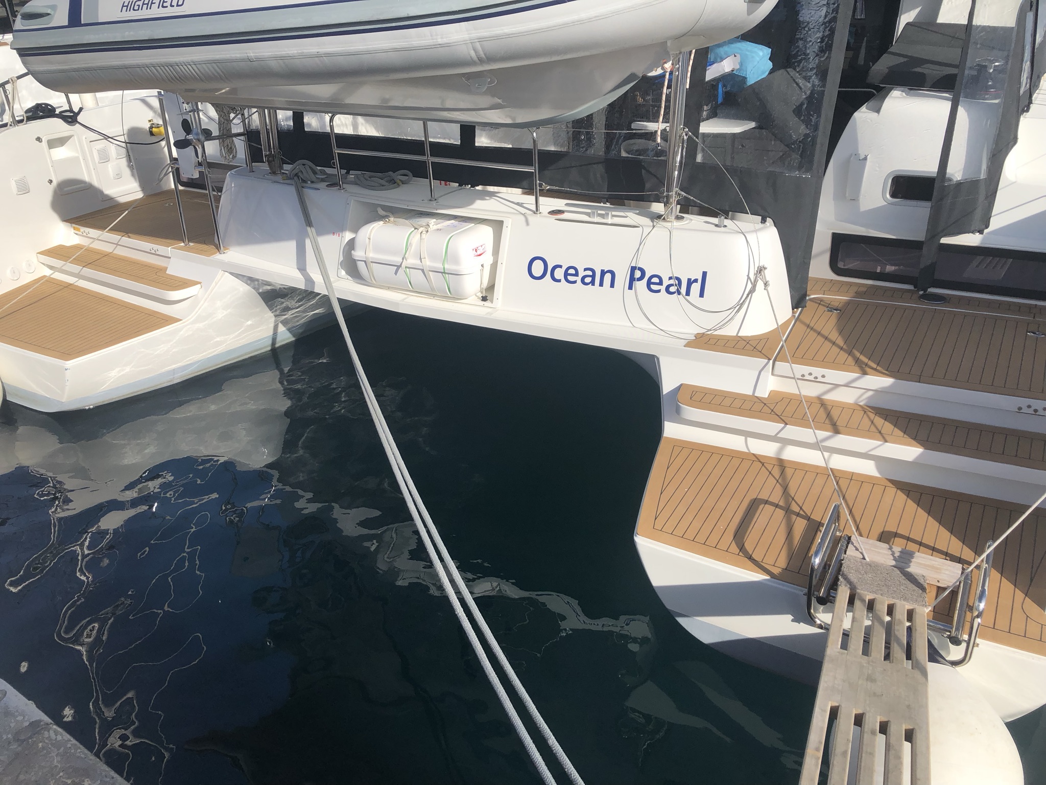 Lagoon 42 - 3 + 1 cab. — photo 30