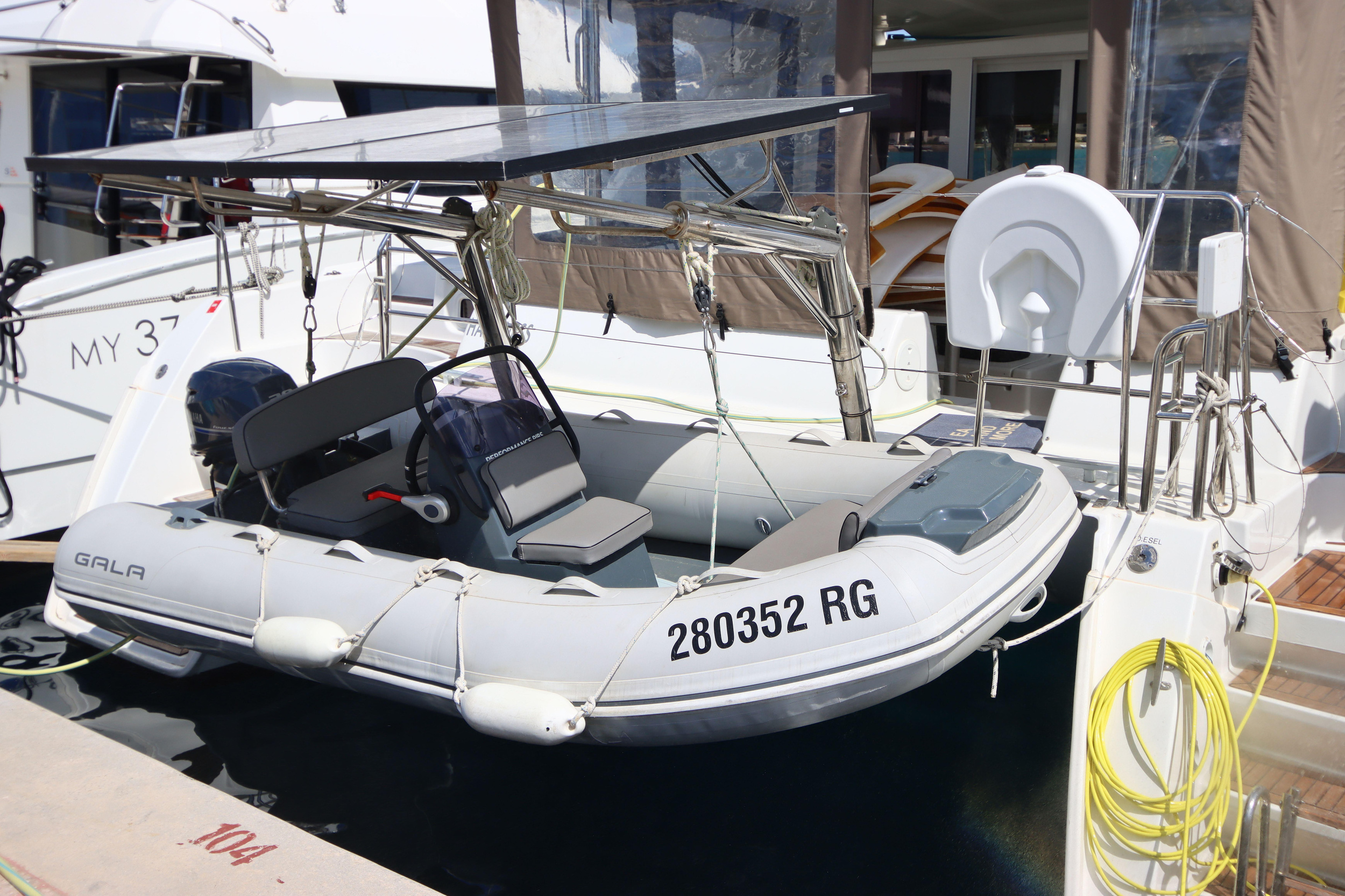 Lagoon 421 - 3 cab. — photo 25