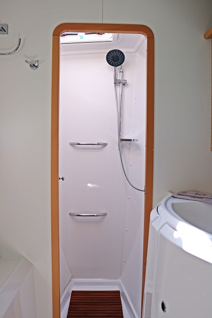 Lagoon 421 - 3 cab. — photo 16