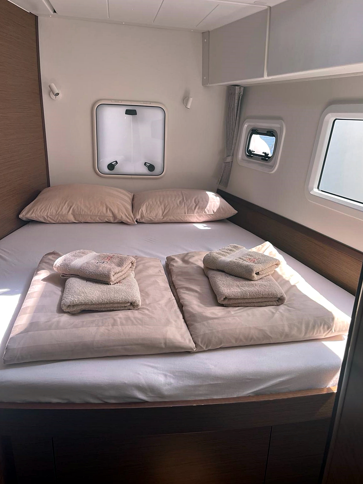 Lagoon 42 - 4 + 2 cab. — photo 18