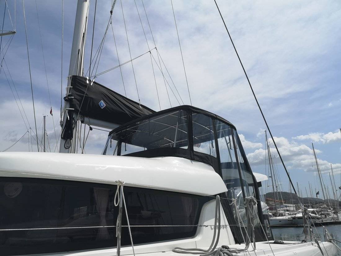 Lagoon 42 - 4 + 2 cab. — photo 29