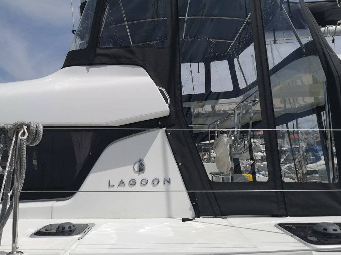Lagoon 42 - 4 + 2 cab. — photo 31