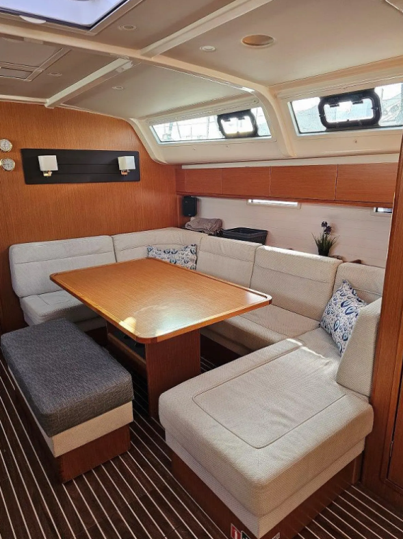 Bavaria Cruiser 51 — photo 12