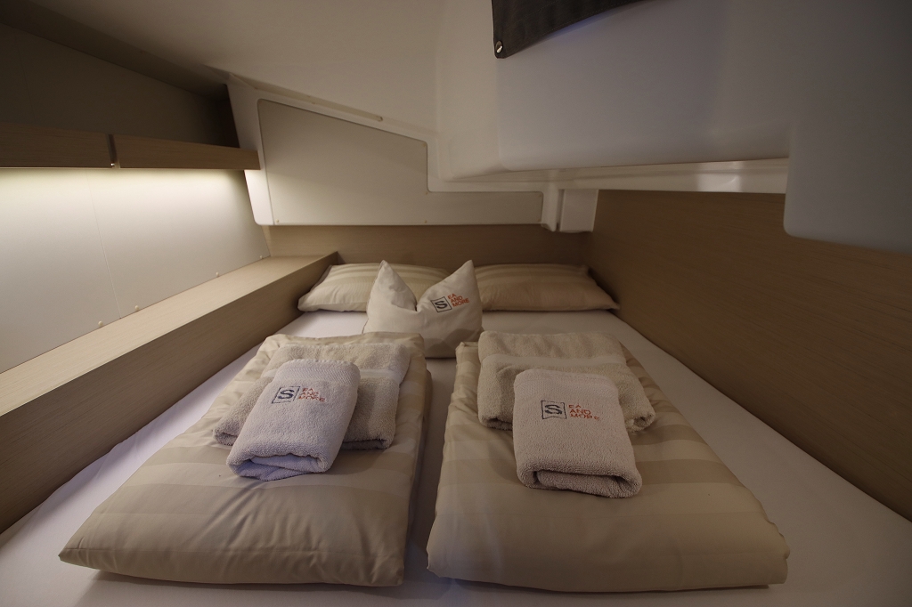 Oceanis 34.1 — photo 15