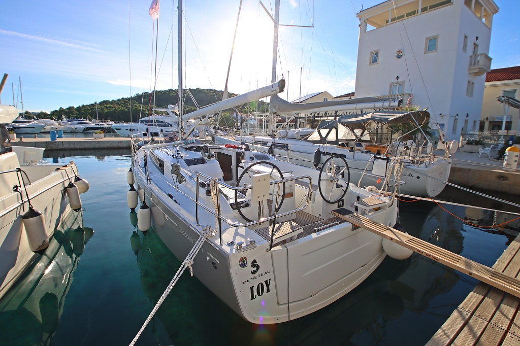 Oceanis 34.1 — photo 26