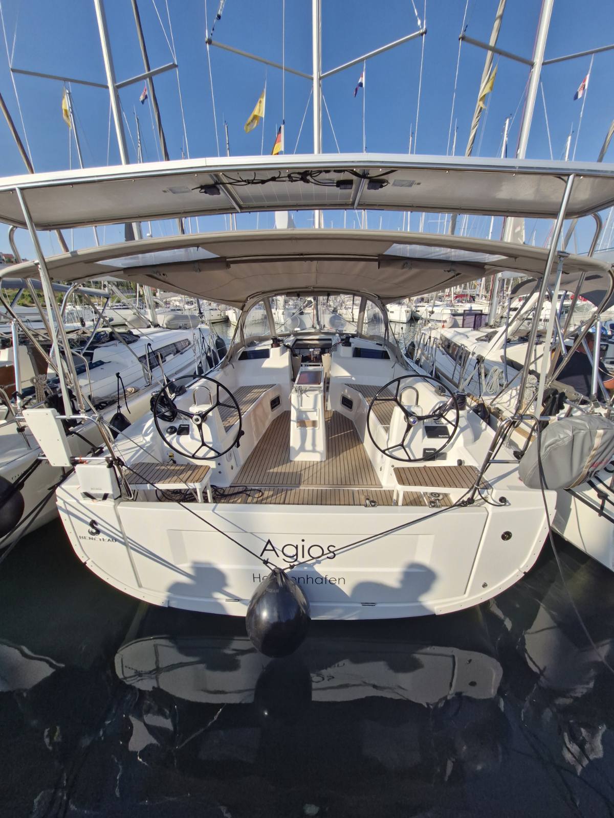Oceanis 37.1 — photo 1