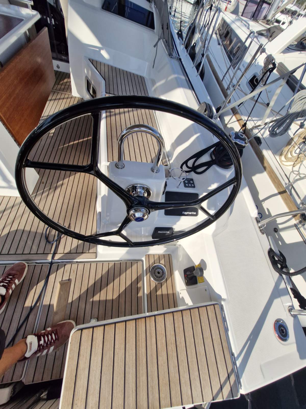 Oceanis 37.1 — photo 4
