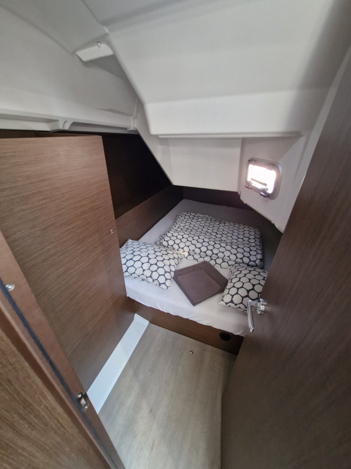 Oceanis 37.1 — photo 23