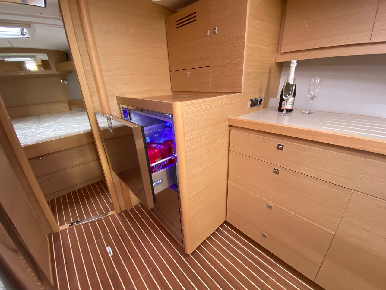 Dufour 430 — photo 9
