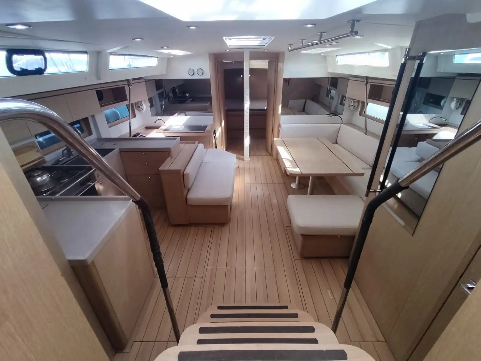 Oceanis 51.1 - 5 + 1 cab. — photo 13