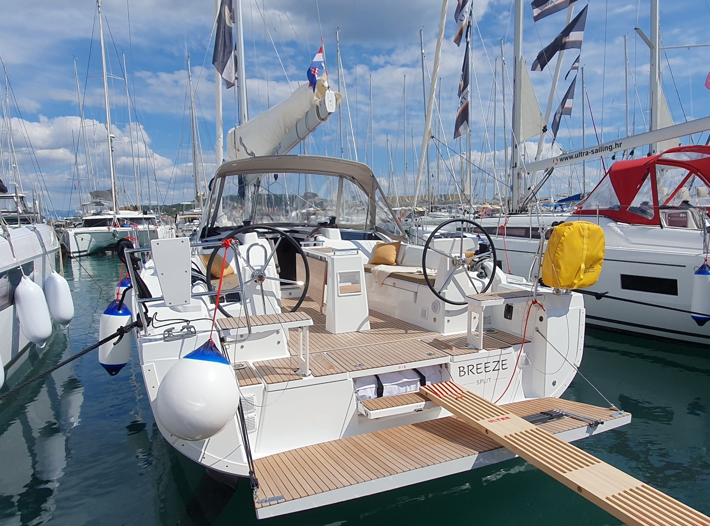 Oceanis 37.1 — photo 1