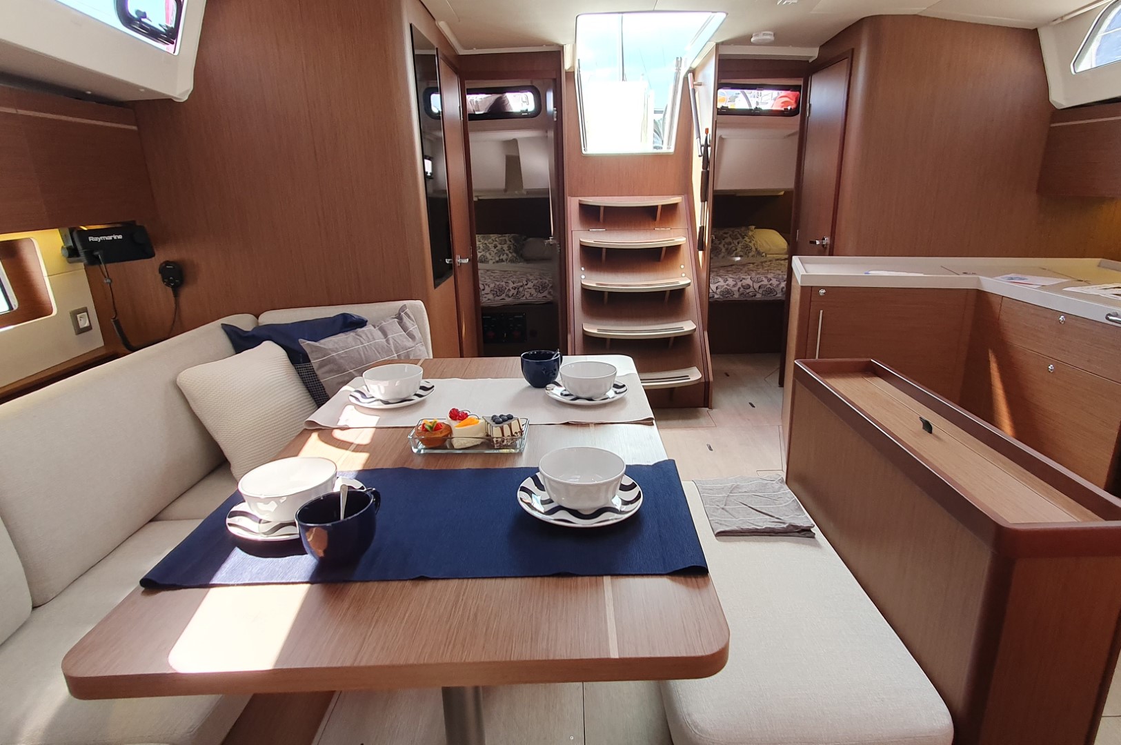 Oceanis 46.1 — photo 7