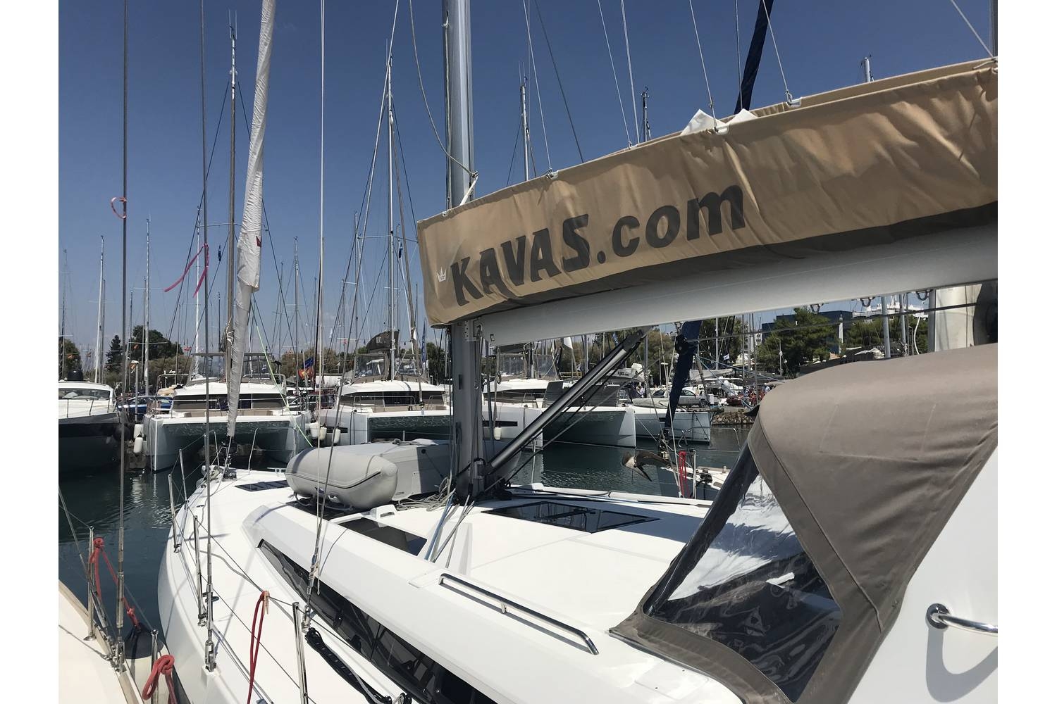 Oceanis 51.1 — photo 10