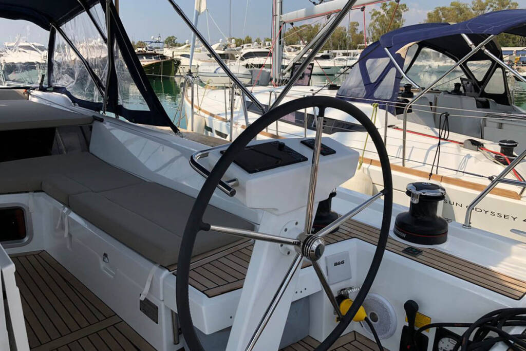 Oceanis 51.1 — photo 8