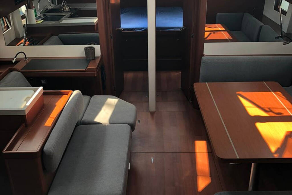 Oceanis 51.1 — photo 12