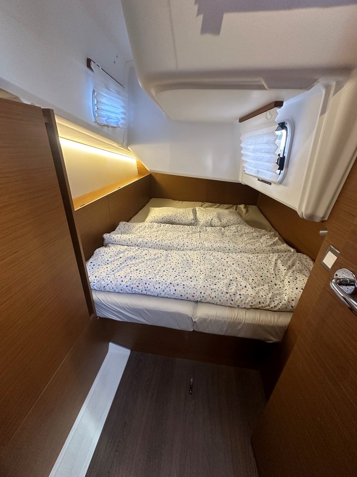 Sun Odyssey 380 - 3 cab. — photo 10