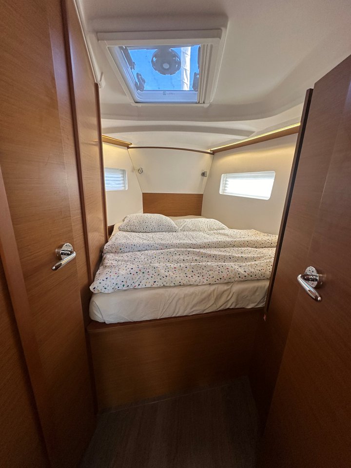 Sun Odyssey 380 - 3 cab. — photo 11