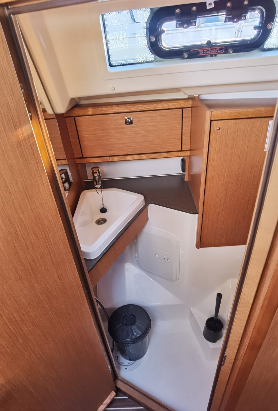 Bavaria Cruiser 34 — photo 8