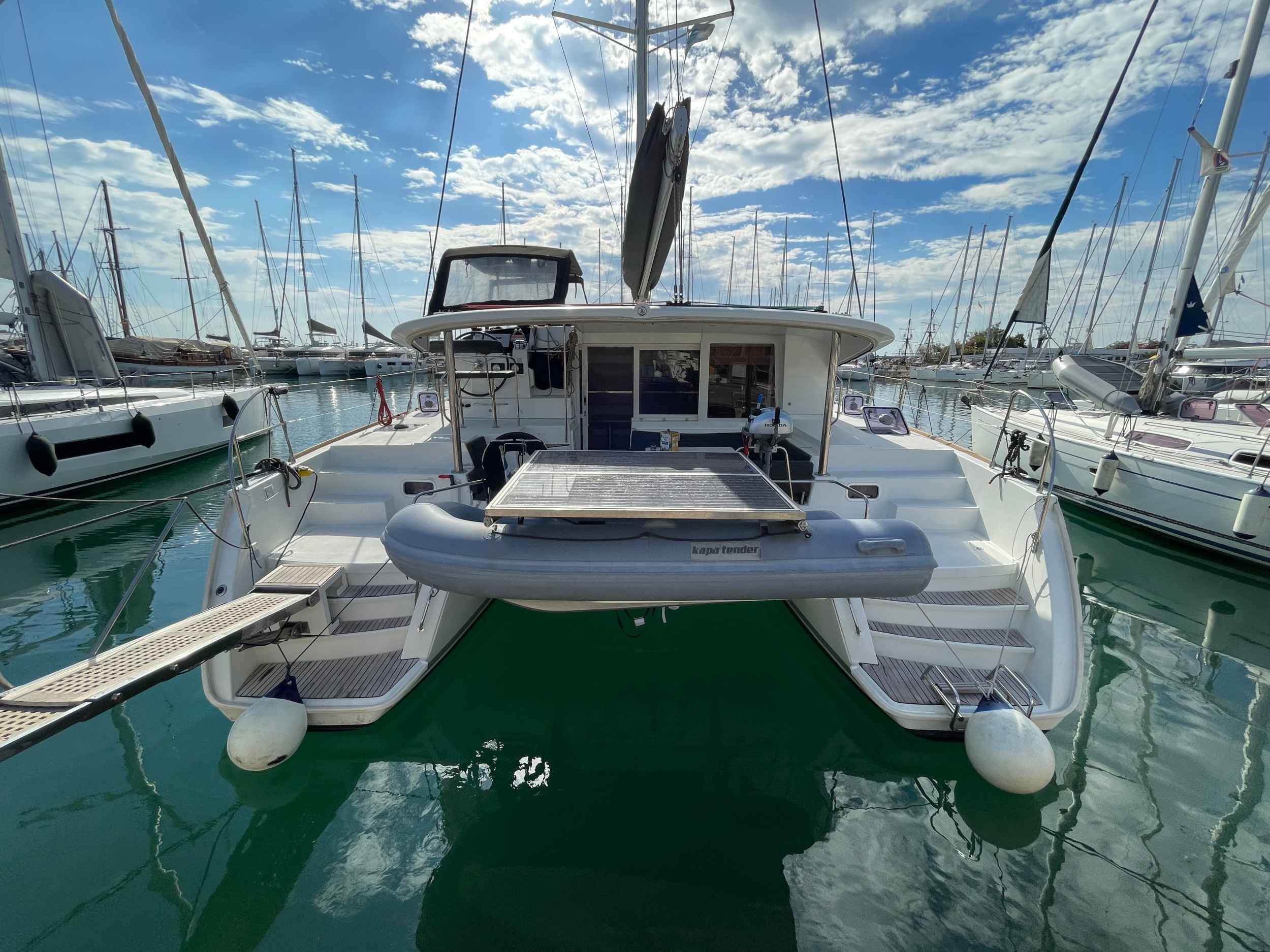Lagoon 400 S2 — photo 2