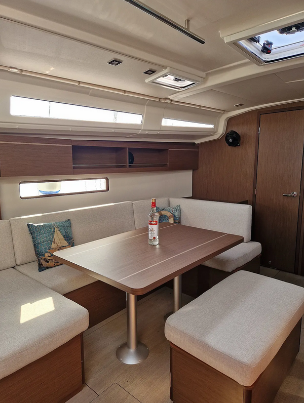 Oceanis 40.1 — photo 11