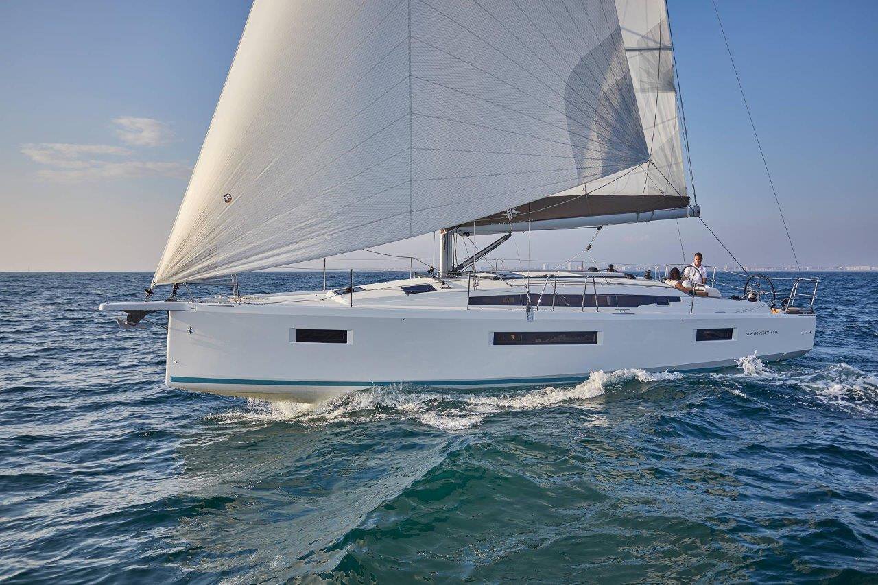Sun Odyssey 410 - 3 cab. — photo 6