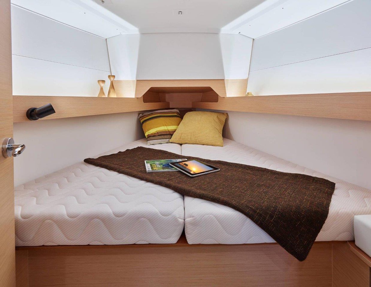 Sun Odyssey 349 - 2 cab. — photo 11