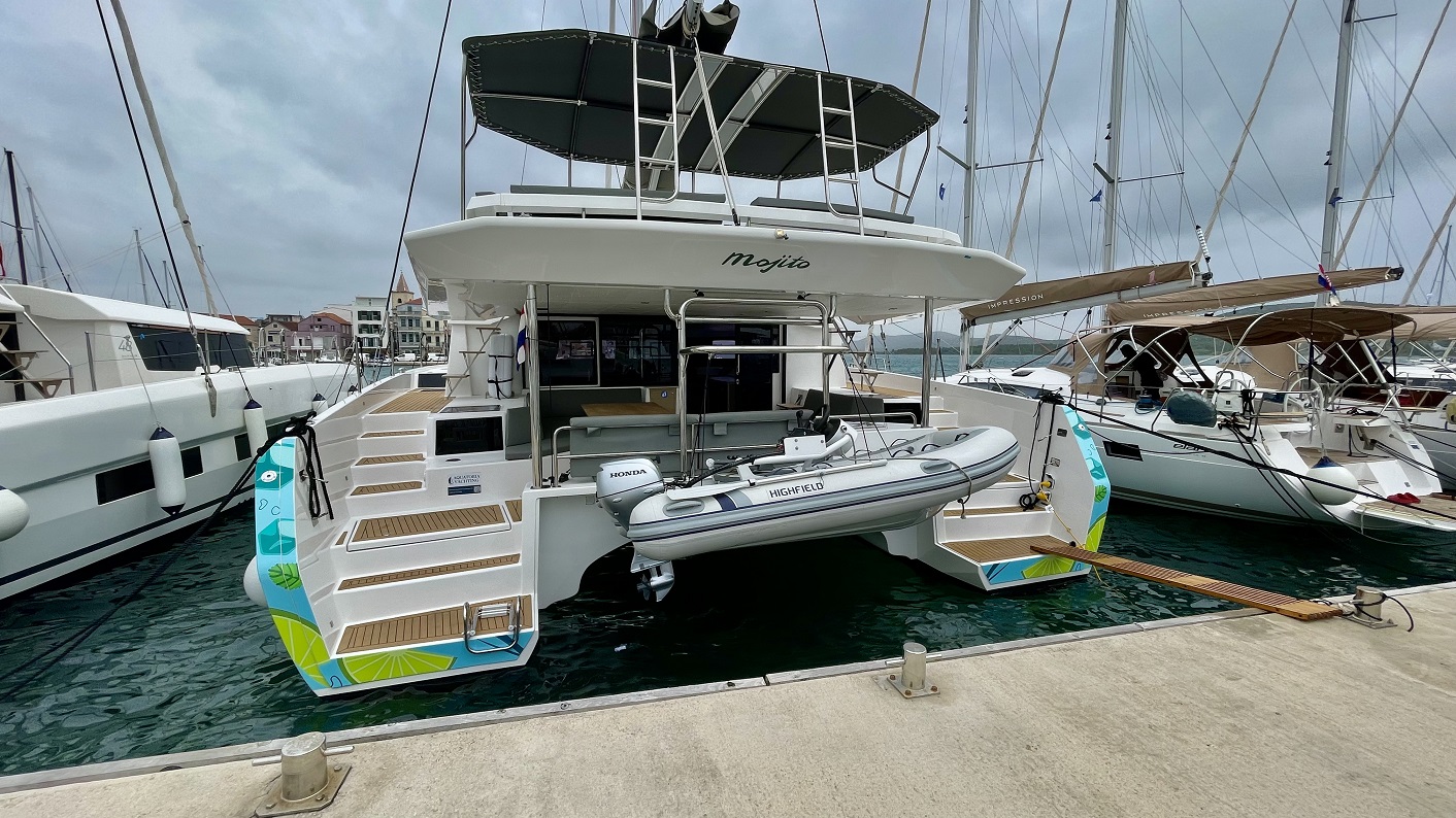 Dufour 48 Catamaran - 5 + 1 cab. — photo 4