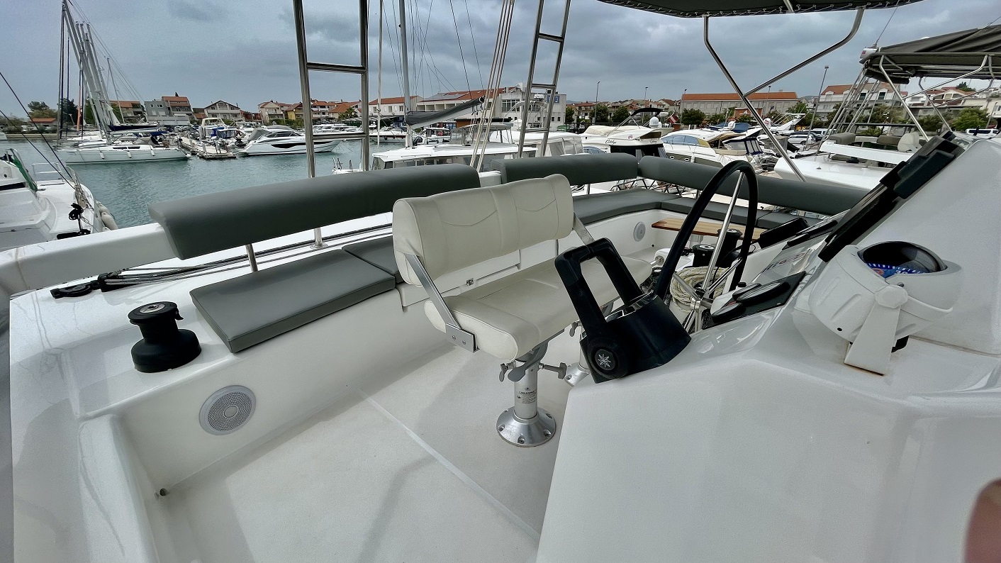 Dufour 48 Catamaran - 5 + 1 cab. — photo 45