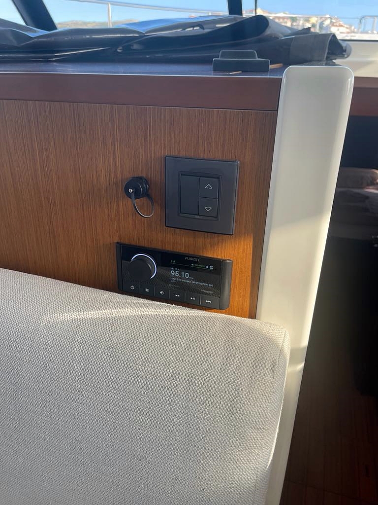 Swift Trawler 48 — photo 38