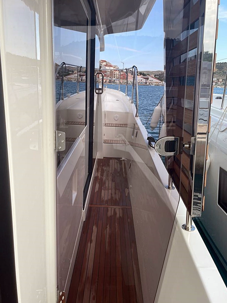 Swift Trawler 48 — photo 51