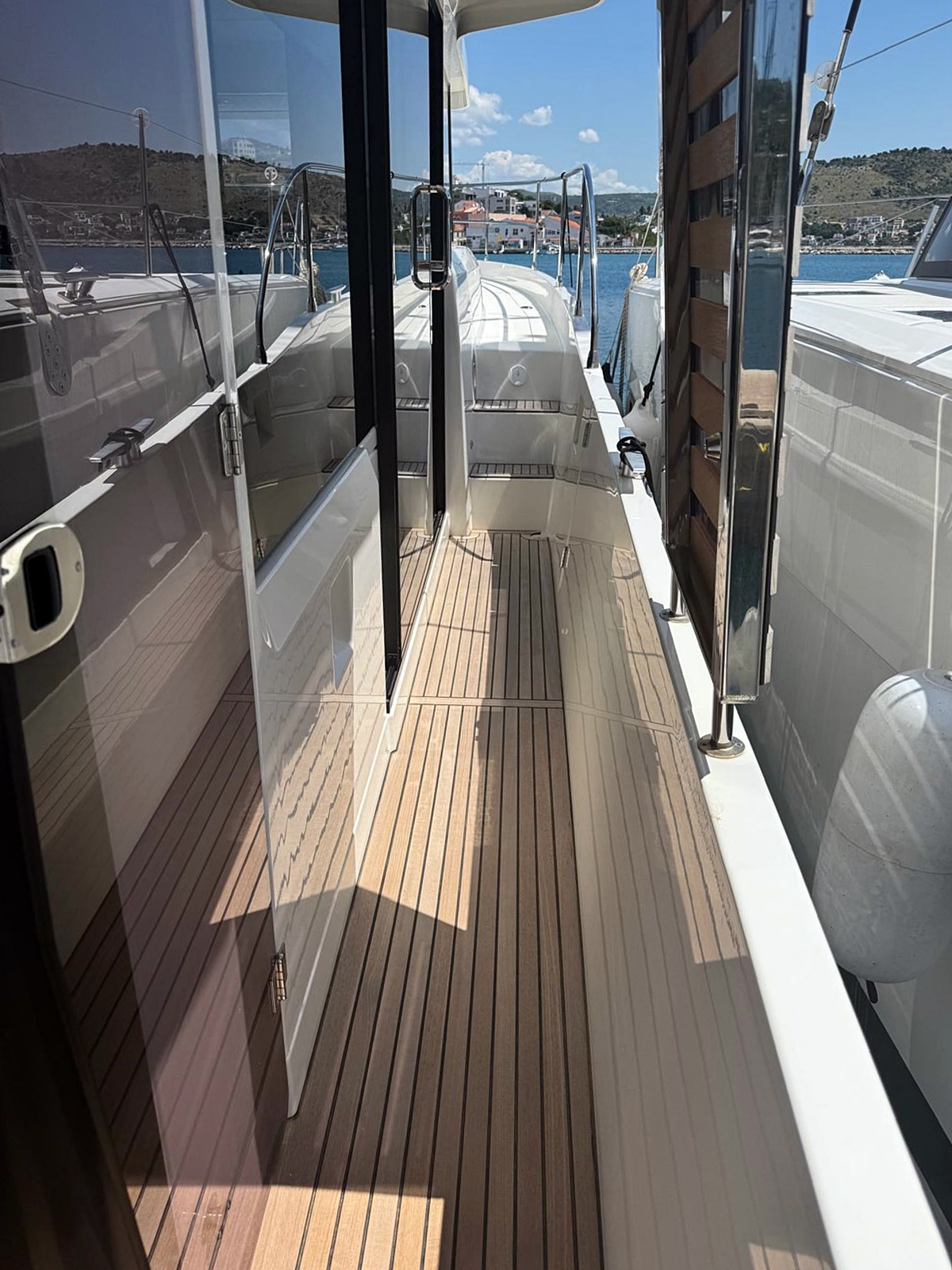 Swift Trawler 48 — photo 68