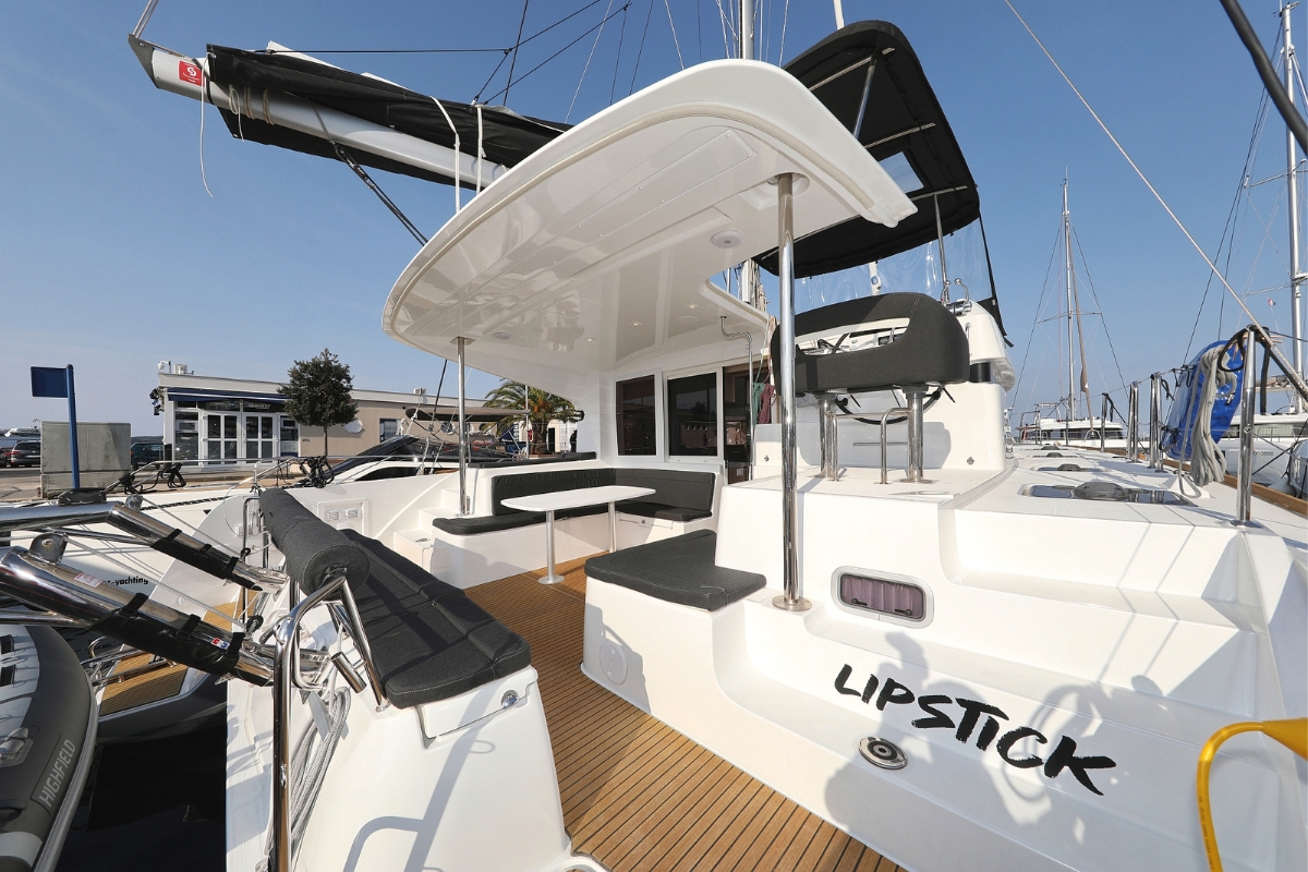 Lagoon 40 - 4 + 2 cab — photo 4