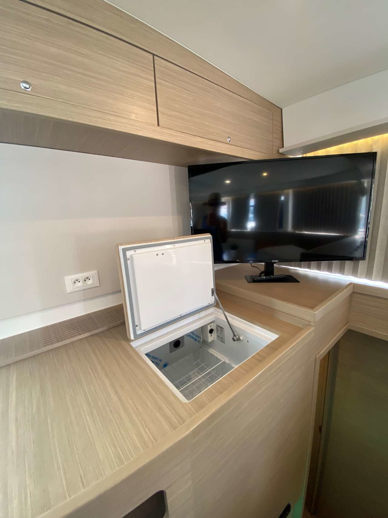 Lagoon 42 - 4 + 2 cab. — photo 18