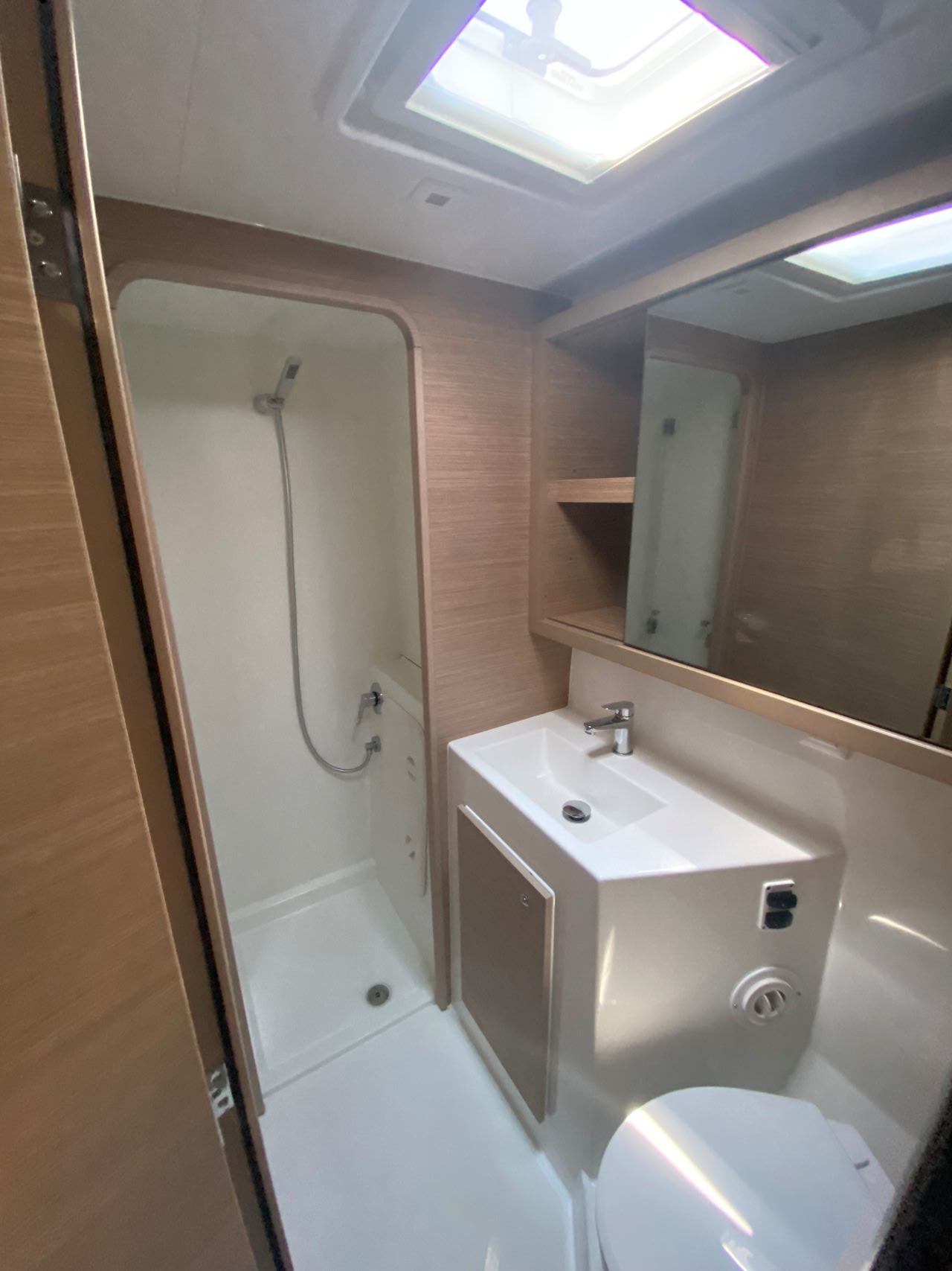 Lagoon 42 - 4 + 2 cab. — photo 29