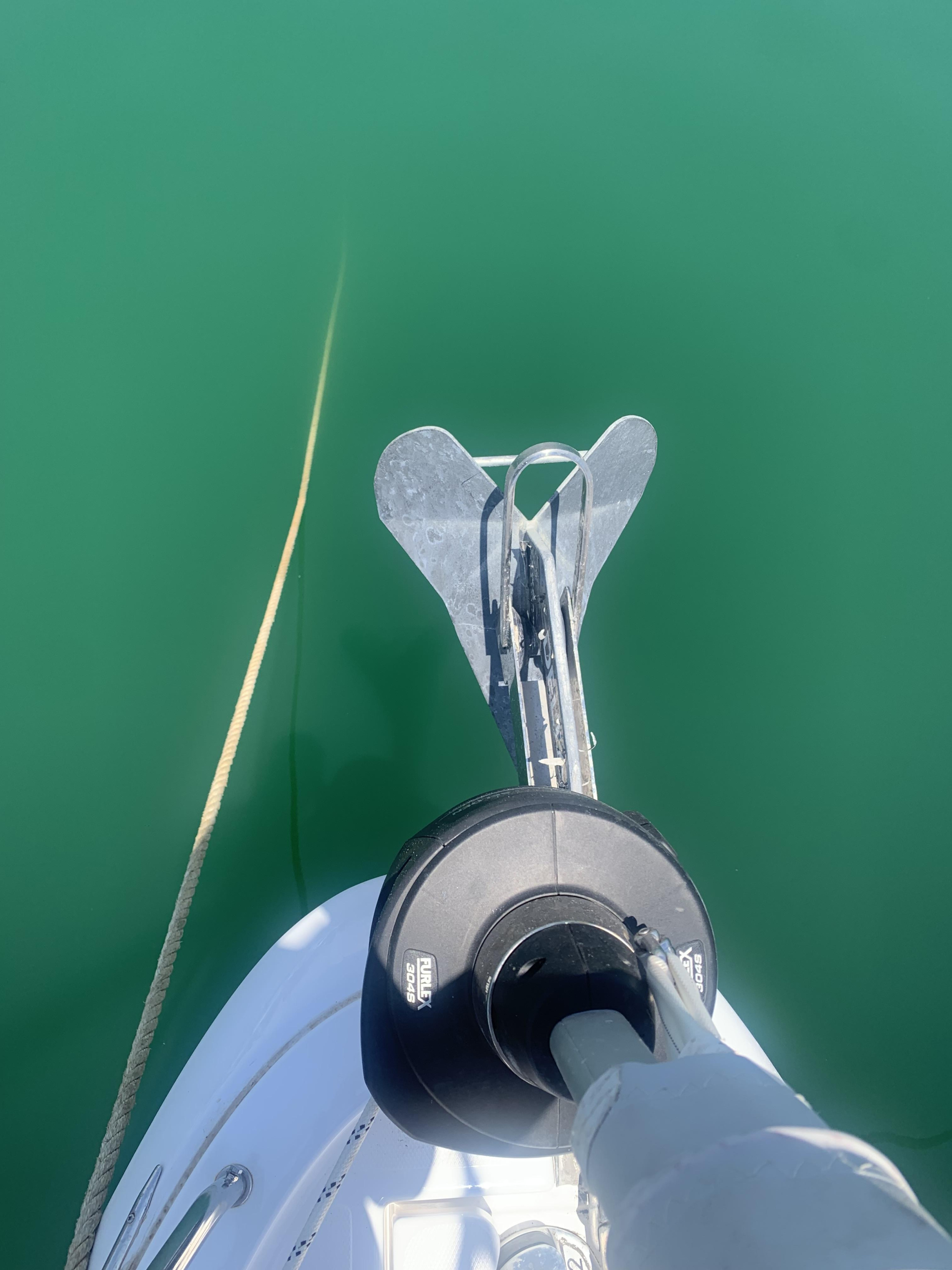 Bavaria C42 — photo 16