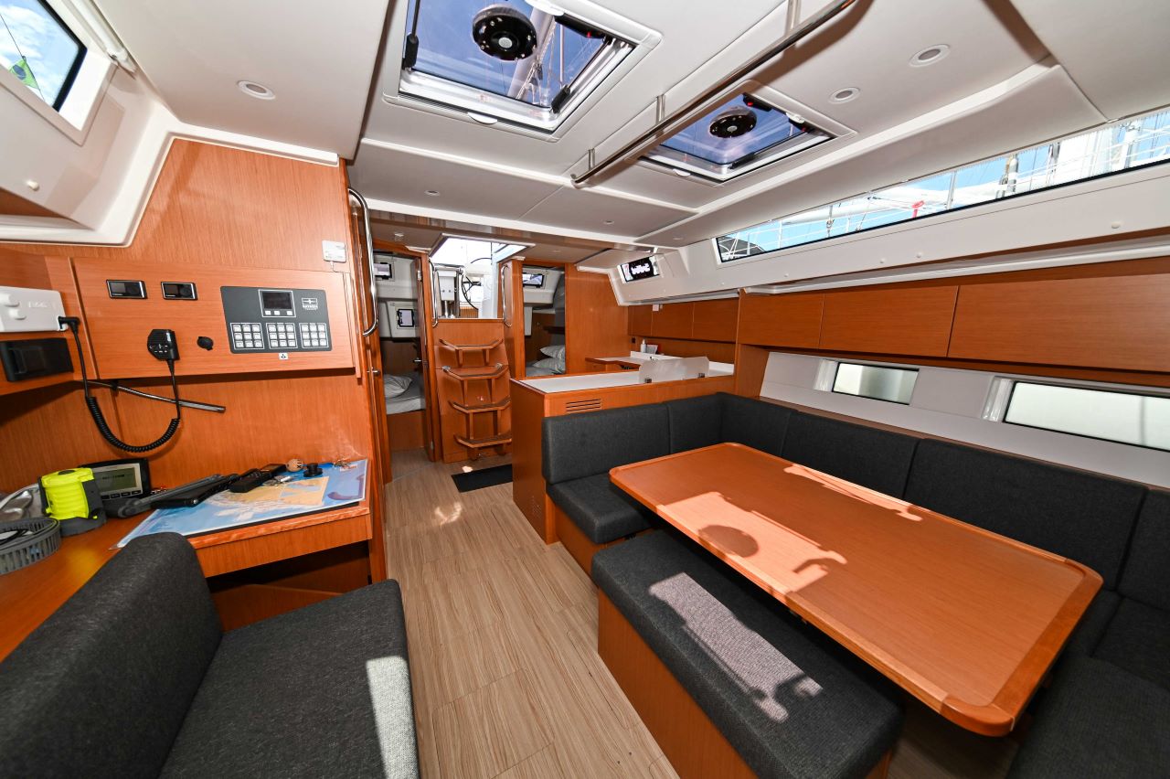 Bavaria C45 - 3 cab. — photo 14