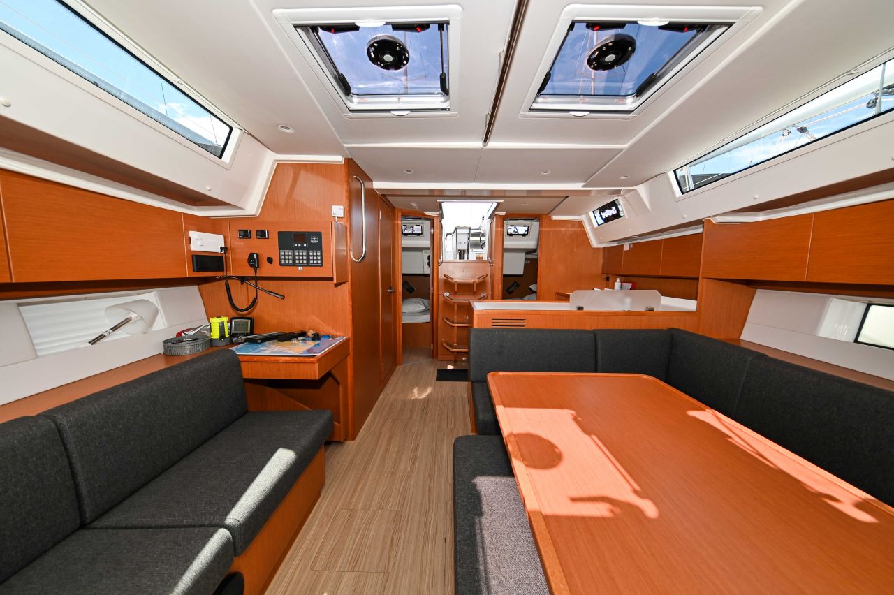 Bavaria C45 - 3 cab. — photo 15