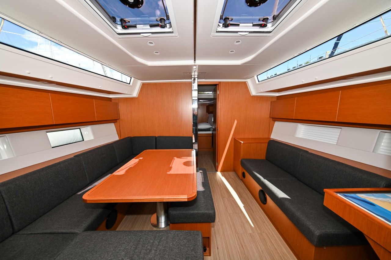 Bavaria C45 - 3 cab. — photo 16