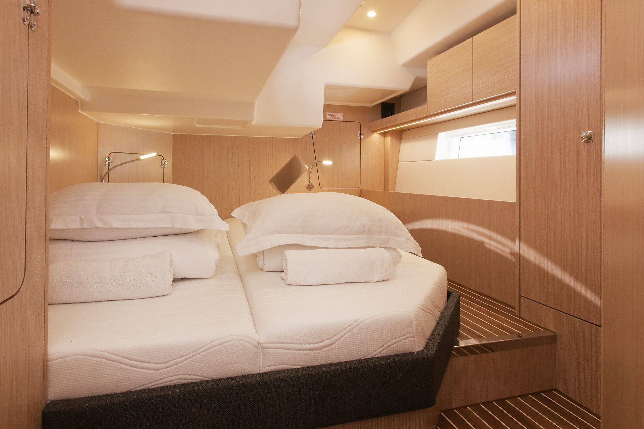 Bavaria C50 Style - 5 cab. — photo 25