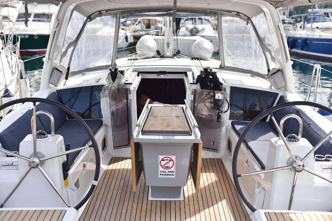 Oceanis 41.1 — photo 4