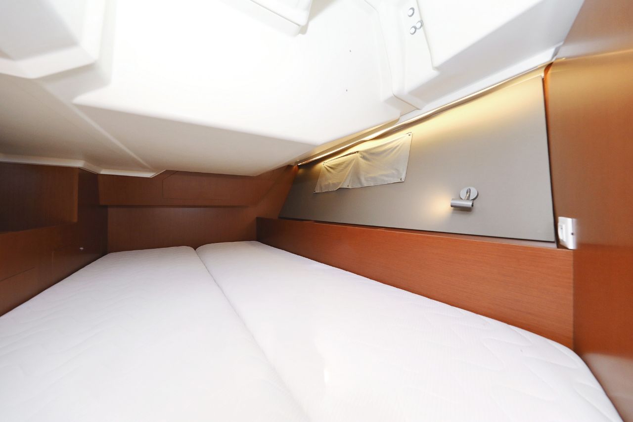 Oceanis 41.1 — photo 32