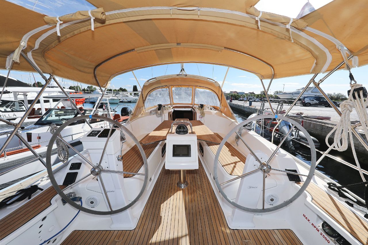 Bavaria Cruiser 37 - 3 cab. — photo 24