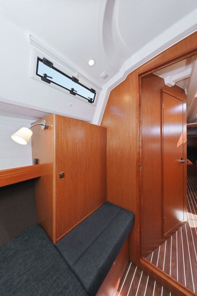 Bavaria Cruiser 37 - 3 cab. — photo 12