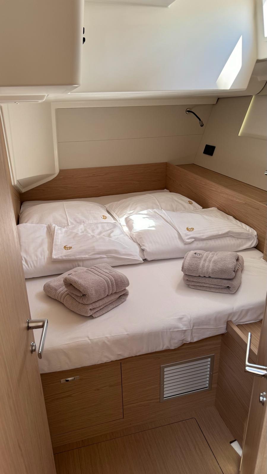 Oceanis 54 - 3 + 1 cab. — photo 13