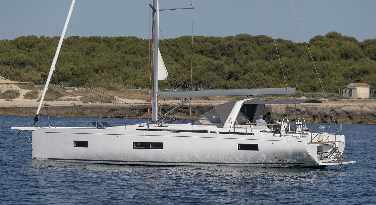 Oceanis 54 - 3 + 1 cab. — photo 1