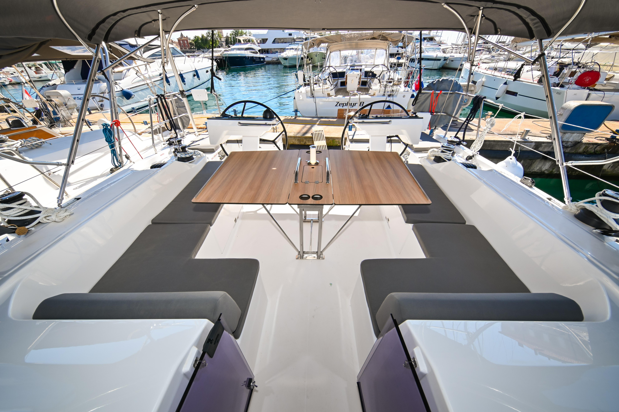 Bavaria C46 - 4 cab. — photo 12
