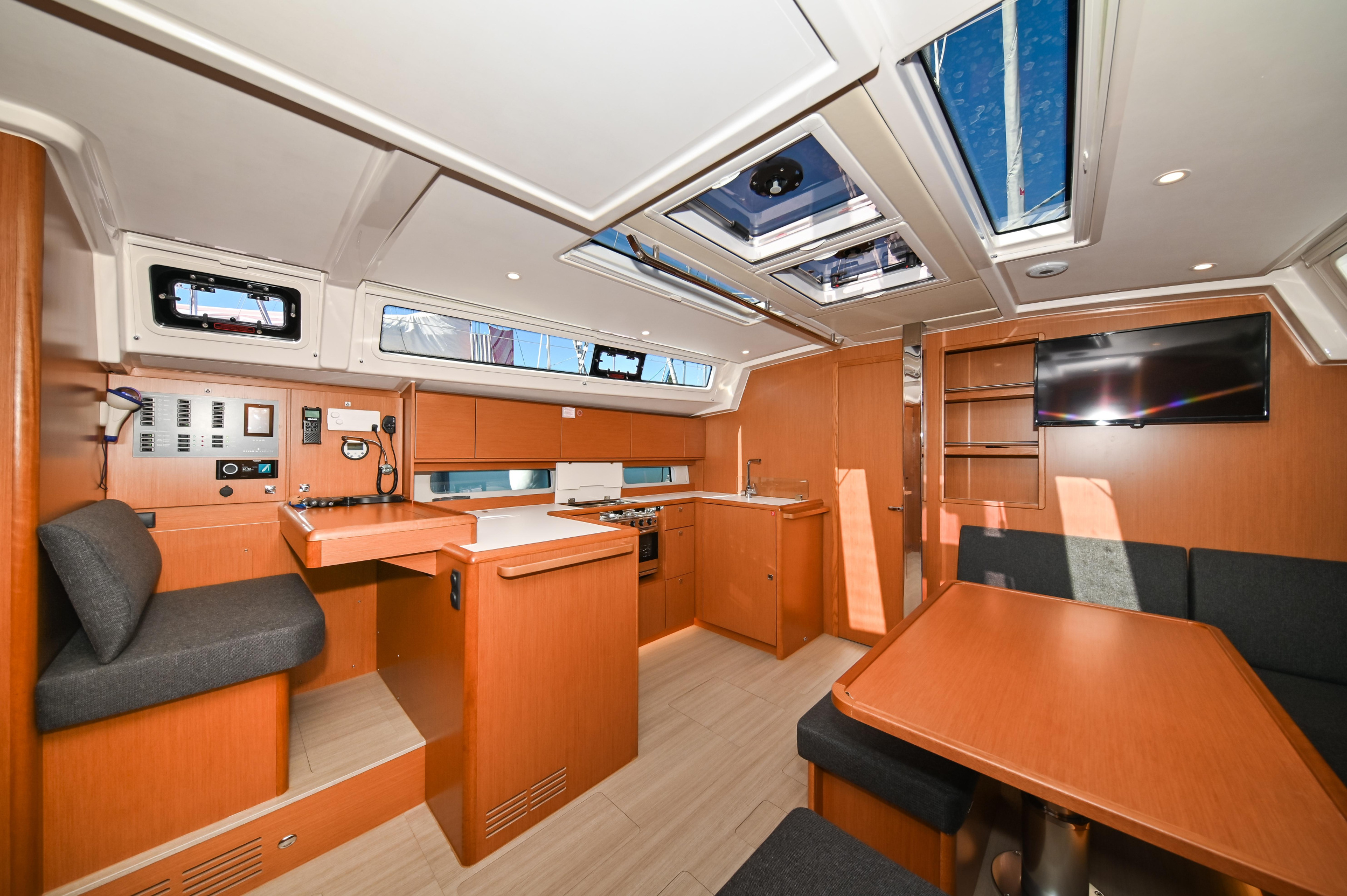 Bavaria C46 - 4 cab. — photo 16