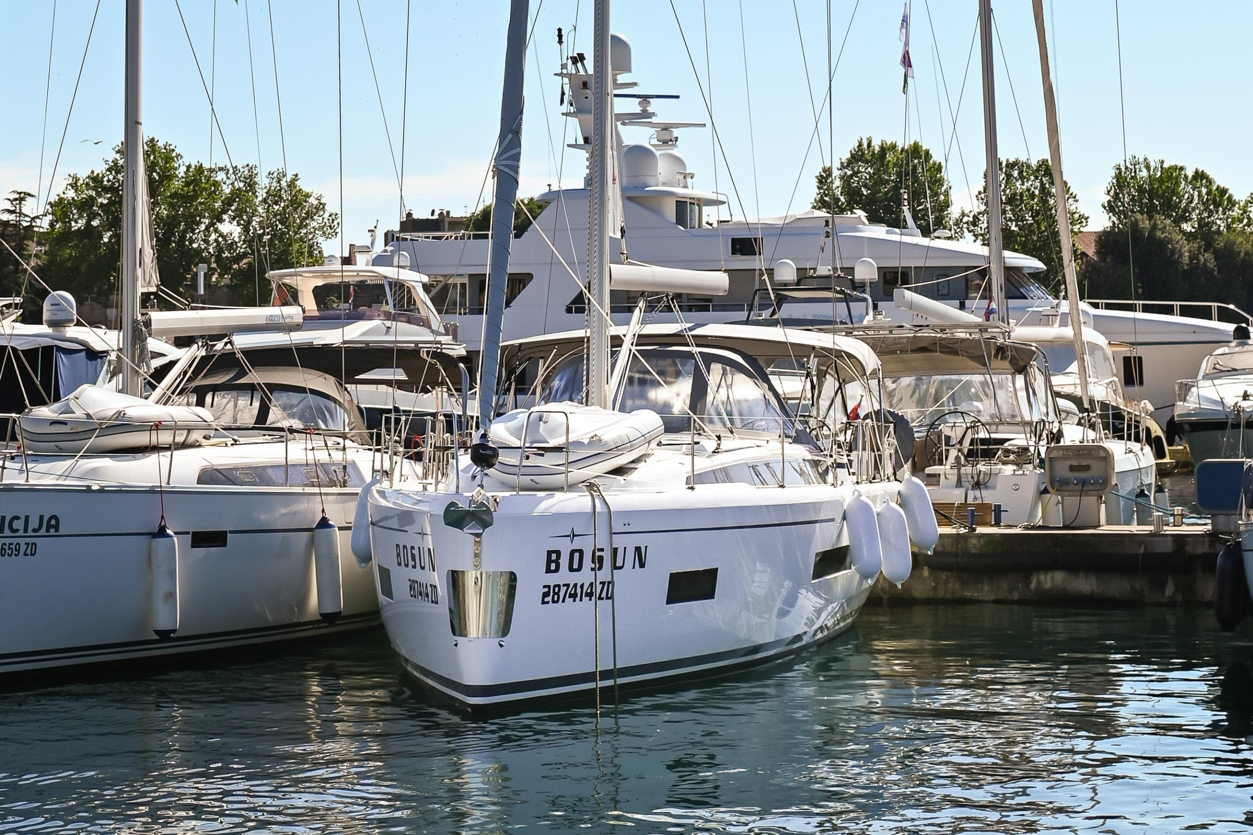Bavaria C46 - 4 cab. — photo 30